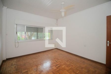 Quarto 1 de casa à venda com 3 quartos, 210m² em Jardim Sabará, Porto Alegre