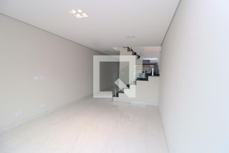 Casa à venda com 150m², 3 quartos e 4 vagasSala de TV