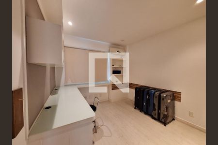 Quarto 1 de apartamento para alugar com 3 quartos, 145m² em Humaitá, Rio de Janeiro