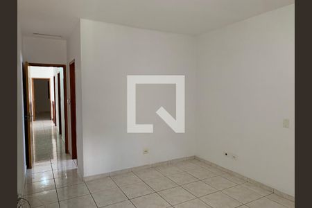 Suite 1 de casa para alugar com 3 quartos, 180m² em Vila São José, São Paulo