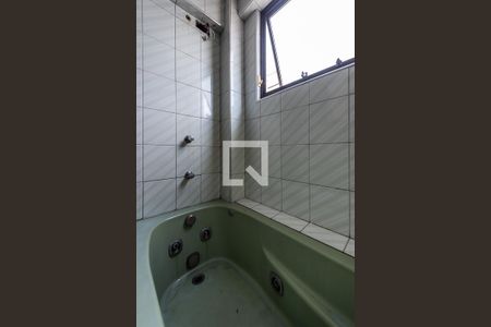 Apartamento para alugar com 360m², 4 quartos e 4 vagas Apartamento para alugar com 360m², 4 quartos e 4 vagasHidromassagem