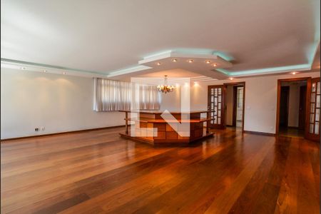 Sala de apartamento para alugar com 6 quartos, 400m² em Vila Gilda, Santo André