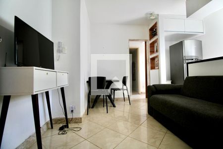 Sala de apartamento para alugar com 1 quarto, 40m² em Jardim Apipema, Salvador