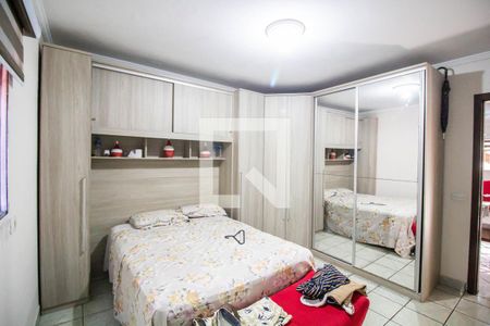 Quarto 1 de casa à venda com 2 quartos, 250m² em Vila Carmosina, São Paulo