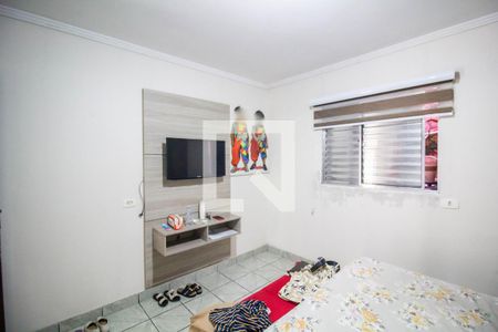Quarto 1 de casa à venda com 2 quartos, 250m² em Vila Carmosina, São Paulo