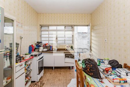 Cozinha de casa para alugar com 2 quartos, 50m² em Vila Brasilina, São Paulo