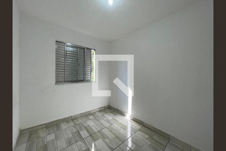 Quarto 1 de apartamento para alugar com 3 quartos, 56m² em Conjunto Residencial José Bonifácio, São Paulo