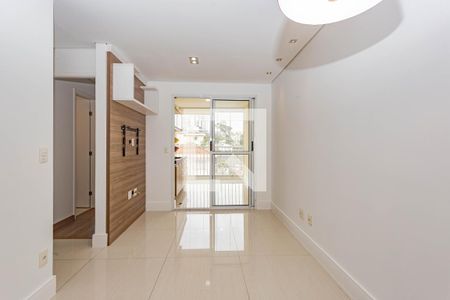 Sala de apartamento para alugar com 2 quartos, 56m² em Vila Nair, São Paulo