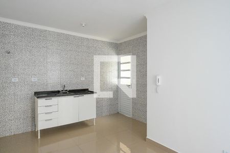 Casa de Condomínio para alugar com 2 quartos, 100m² em Jardim Santa Emília, São Paulo
