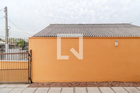 Sala/Cozinha-Vista de casa de condomínio à venda com 2 quartos, 72m² em Niterói, Canoas