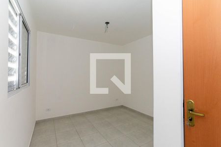 Quarto 2 de apartamento para alugar com 2 quartos, 47m² em Jardim Tranquilidade, Guarulhos
