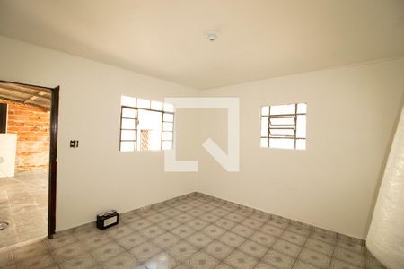 Sala 1 de casa à venda com 4 quartos, 230m² em Vila Medeiros, São Paulo
