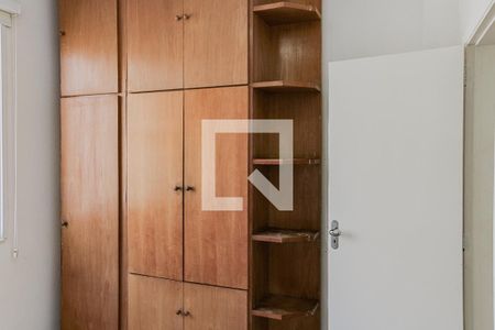 Quarto 1 de apartamento para alugar com 2 quartos, 70m² em Copacabana, Rio de Janeiro