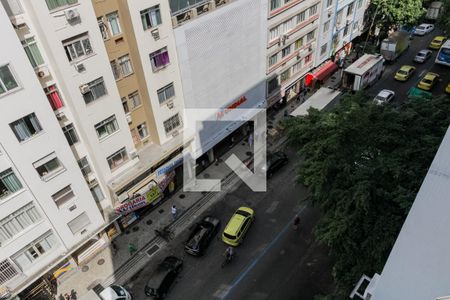 Vista da Sala de apartamento à venda com 2 quartos, 70m² em Copacabana, Rio de Janeiro