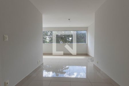 Sala de apartamento à venda com 3 quartos, 85m² em Carlos Prates, Belo Horizonte