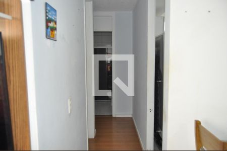 Corredor  de apartamento para alugar com 2 quartos, 44m² em Engenho Novo, Rio de Janeiro