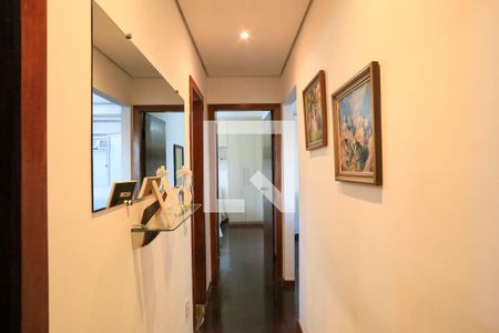 Corredor de apartamento para alugar com 3 quartos, 63m² em Ana Lúcia, Belo Horizonte