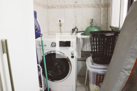 Apartamento à venda com 55m², 2 quartos e 1 vaga Apartamento à venda com 55m², 2 quartos e 1 vagaCozinha e Área de Serviço