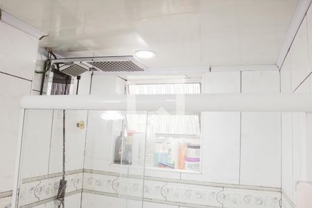 Apartamento à venda com 55m², 2 quartos e 1 vaga Apartamento à venda com 55m², 2 quartos e 1 vagaBanheiro