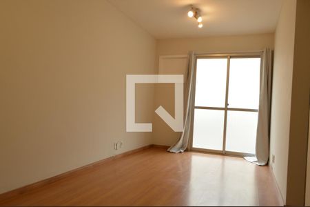 Sala de apartamento para alugar com 2 quartos, 60m² em Taquara, Rio de Janeiro