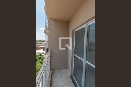 Varanda Sala de Estar/Jantar  de apartamento para alugar com 2 quartos, 58m² em Chácaras Fazenda Coelho, Hortolândia