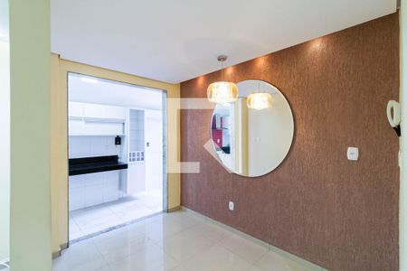 Sala  de apartamento à venda com 2 quartos, 74m² em Santa Terezinha, Belo Horizonte