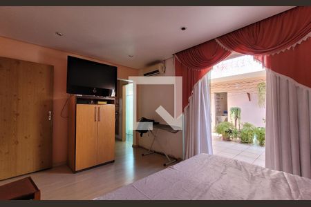 Suíte de casa à venda com 5 quartos, 336m² em Jardim Pilar, Santo André