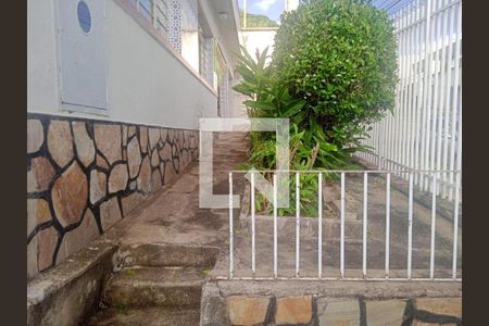 Casa à venda com 4 quartos, 240m² em Renascença, Belo Horizonte