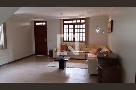 Casa à venda com 4 quartos, 254m² em Fernão Dias, Belo Horizonte
