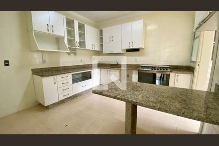 Cozinha de apartamento à venda com 3 quartos, 130m² em São Bento, Belo Horizonte