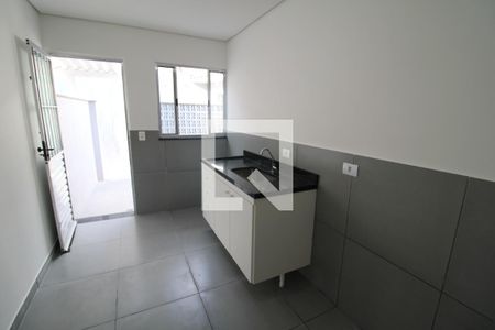 Sala / Cozinha de casa para alugar com 1 quarto, 32m² em Vila Guilherme, São Paulo