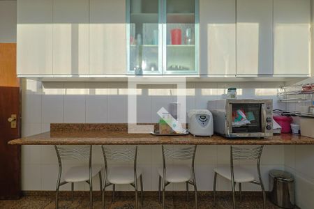 Apartamento à venda com 144m², 3 quartos e 2 vagas Apartamento à venda com 144m², 3 quartos e 2 vagasCozinha