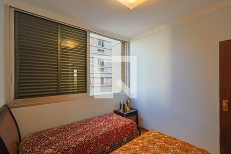 Apartamento à venda com 144m², 3 quartos e 2 vagas Apartamento à venda com 144m², 3 quartos e 2 vagasQuarto 2