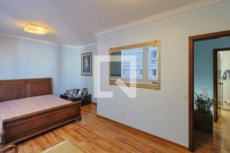 Apartamento à venda com 144m², 3 quartos e 2 vagas Apartamento à venda com 144m², 3 quartos e 2 vagasQuarto 3 - Suíte