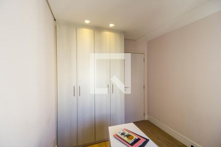 Quarto 2 de apartamento à venda com 2 quartos, 69m² em Jardim Tupanci, Barueri