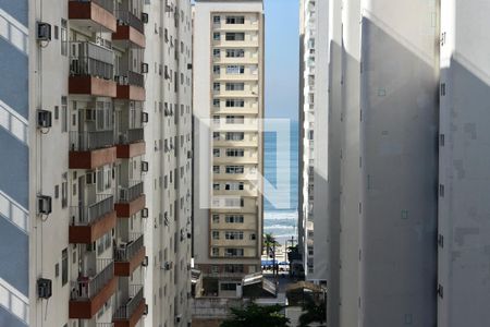 Vista de apartamento para alugar com 4 quartos, 220m² em Pitangueiras, Guarujá