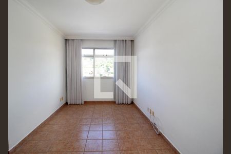 Sala de apartamento para alugar com 3 quartos, 70m² em Fernão Dias, Belo Horizonte