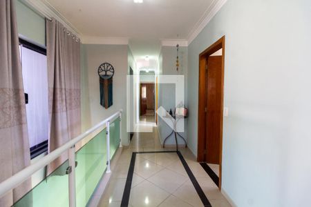Corredor de casa à venda com 4 quartos, 257m² em Pestana, Osasco