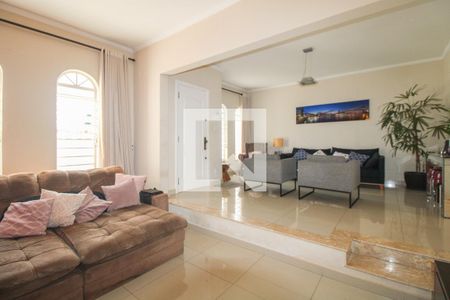 Casa para alugar com 3 quartos, 177m² em Jardim Sao Carlos, Campinas