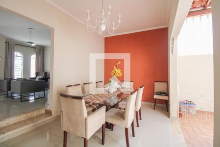 Sala de casa à venda com 3 quartos, 177m² em Jardim Sao Carlos, Campinas