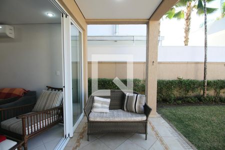 Varanda Sala 2 de casa de condomínio para alugar com 5 quartos, 370m² em Jardim Acapulco, Guarujá