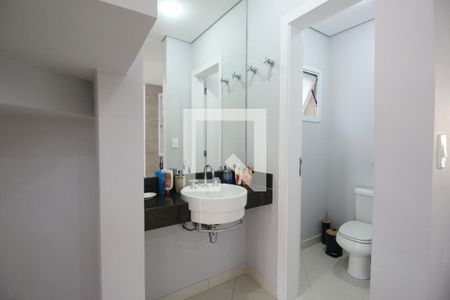 Lavabo de casa de condomínio para alugar com 5 quartos, 370m² em Jardim Acapulco, Guarujá