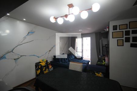 Sala de apartamento à venda com 3 quartos, 75m² em Usina Piratininga, São Paulo