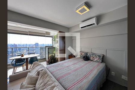 Quarto de apartamento à venda com 1 quarto, 43m² em Santo Amaro, São Paulo