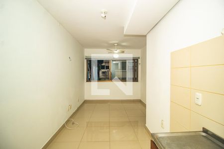 Sala / Cozinha de apartamento à venda com 1 quarto, 31m² em Centro Histórico, Porto Alegre