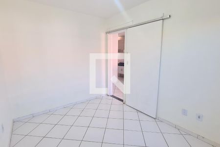 Quarto  de apartamento para alugar com 2 quartos, 60m² em Santa Cruz da Serra, Duque de Caxias