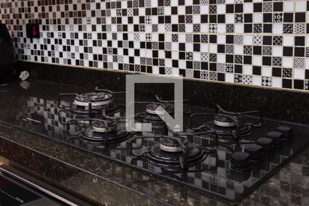 Casa à venda com 121m², 2 quartos e 2 vagas Casa à venda com 121m², 2 quartos e 2 vagasCozinha