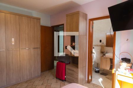 Casa à venda com 121m², 2 quartos e 2 vagas Casa à venda com 121m², 2 quartos e 2 vagasSuíte 1