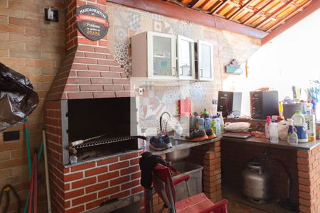 Casa à venda com 121m², 2 quartos e 2 vagas Casa à venda com 121m², 2 quartos e 2 vagasÁrea de Serviço e Área de lazer