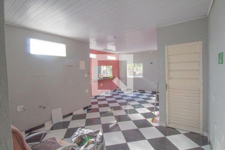 Sala de casa para alugar com 2 quartos, 140m² em Vila California, São Paulo